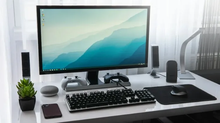 Desktop Computers & Workstations in Trivandrum